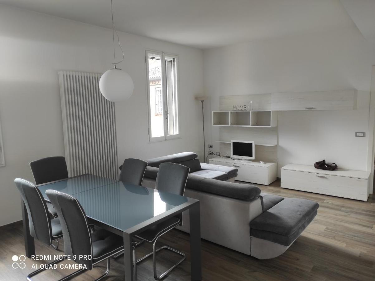Centro Storico Suites Ferrara Kültér fotó